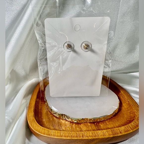 Shades of Purple Earrings - Picture 4 of 4